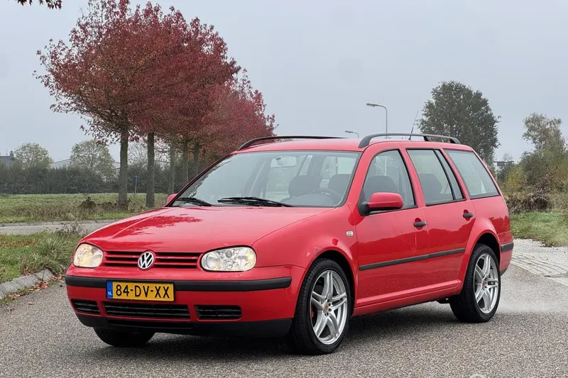 Volkswagen Golf (2000)