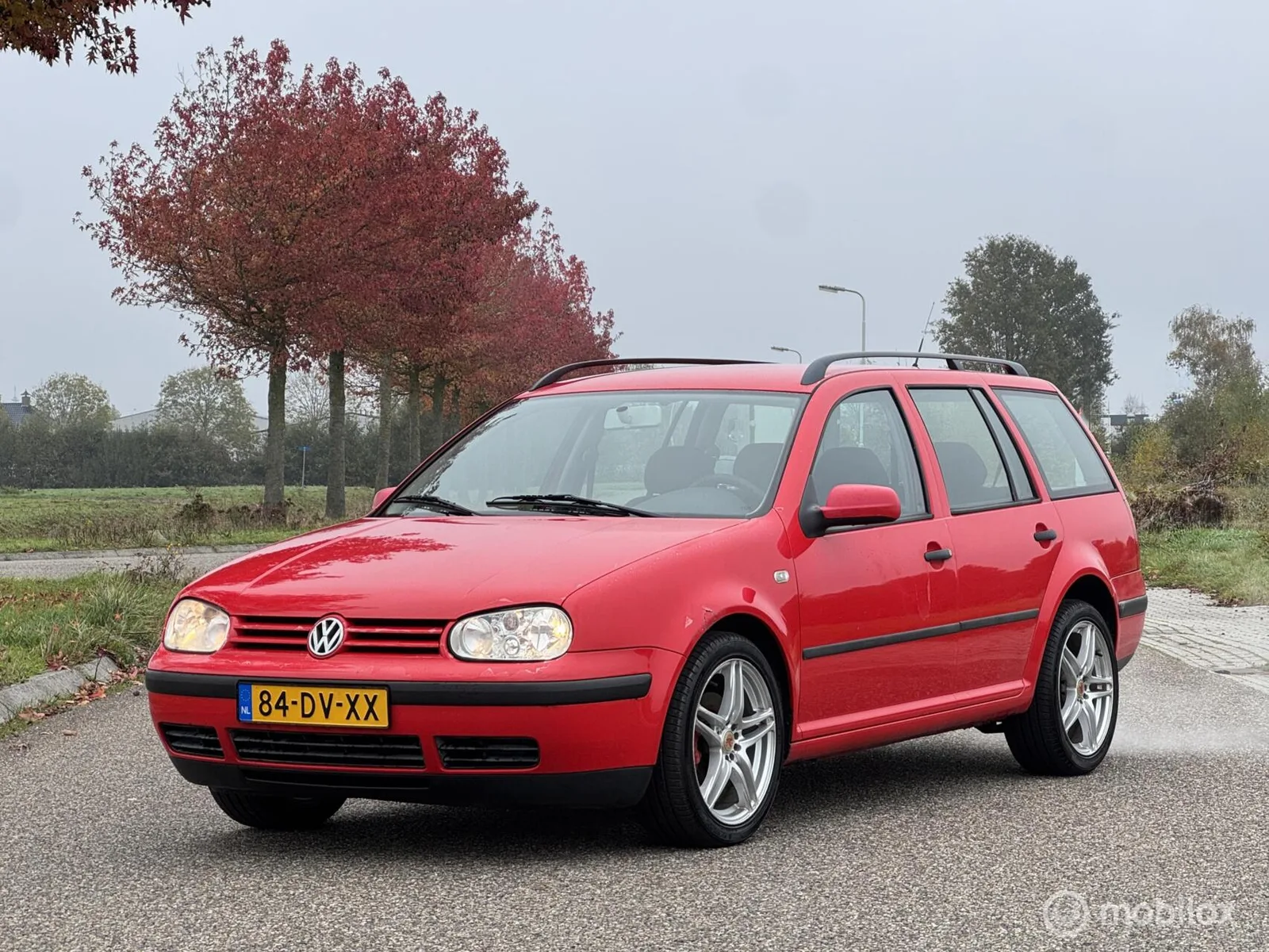 Volkswagen Golf (2000) — foto 1