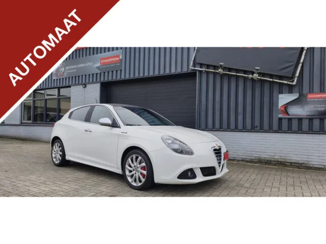Alfa Romeo Giulietta (2013) — foto 1