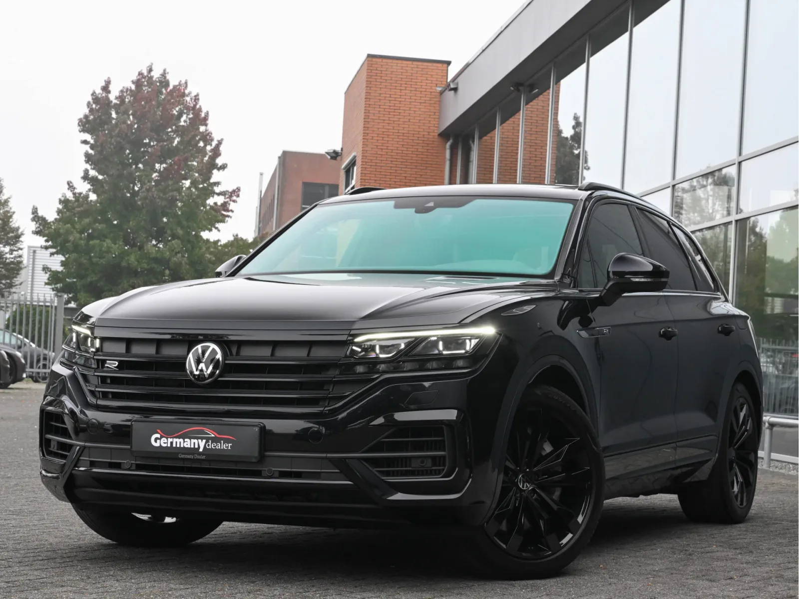 Volkswagen Touareg (2022) — foto 1