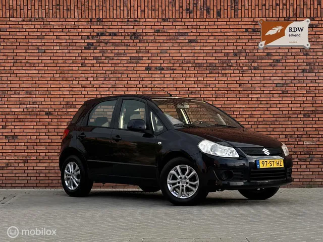 Suzuki SX4 (2006) — foto 1