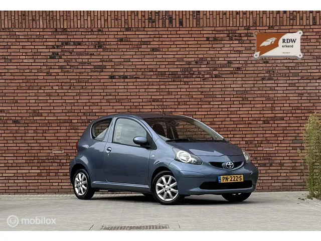 Toyota Aygo (2008) — foto 1