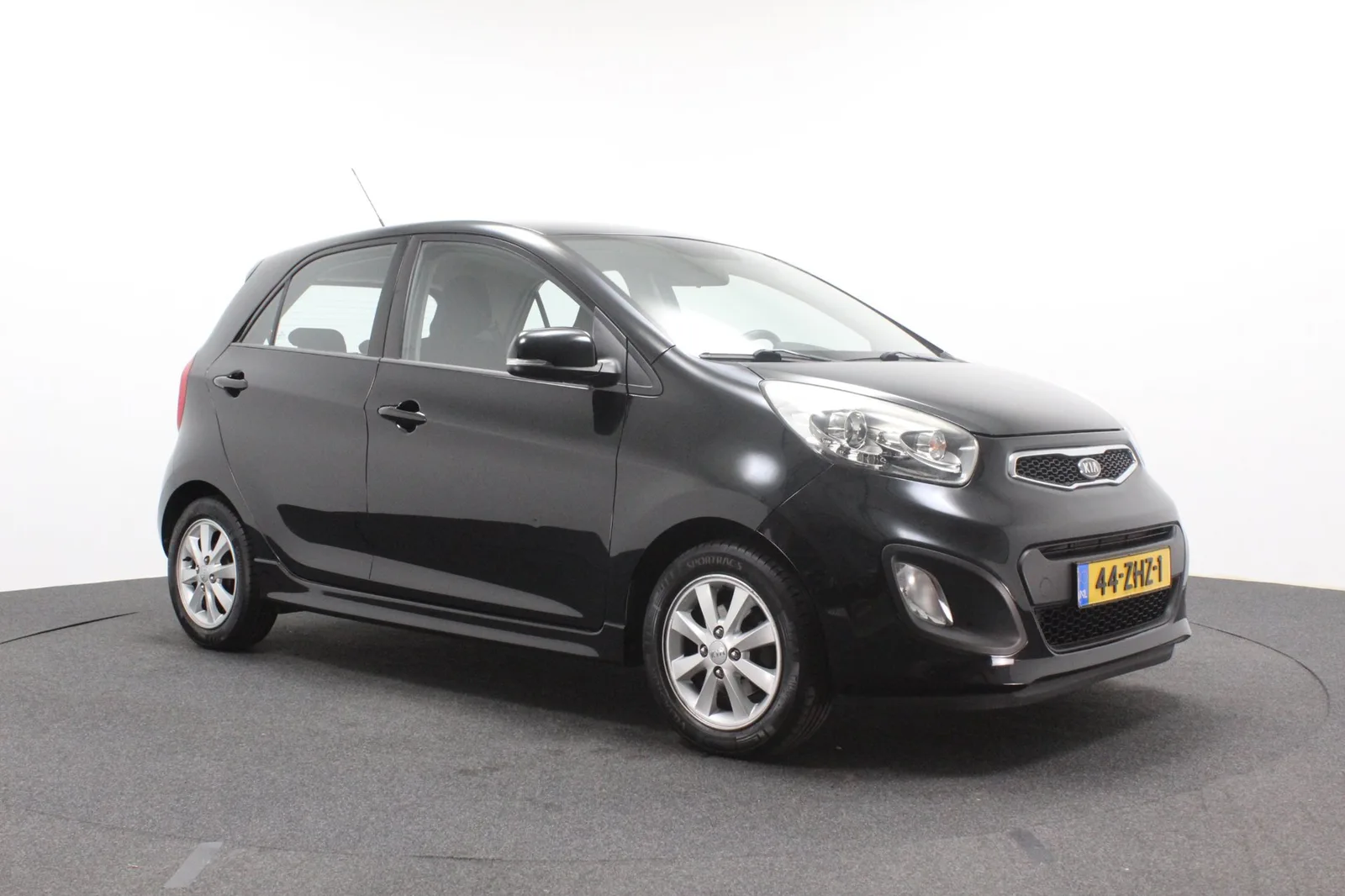 Kia Picanto (2012) — foto 1