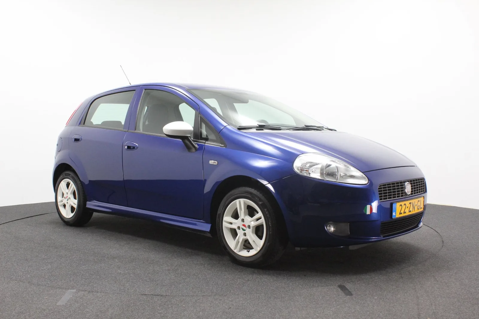 Fiat Grande Punto (2008) — foto 1