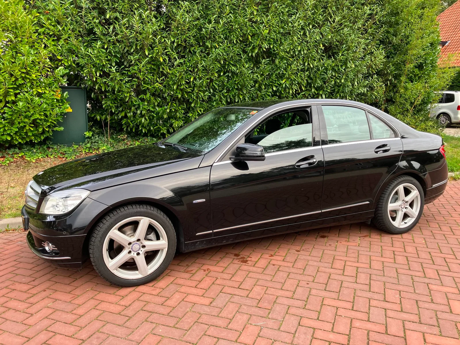 Mercedes-Benz C-Klasse (2011) — foto 1