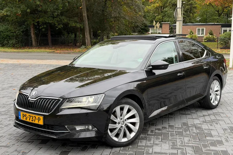 Škoda Superb (2017)