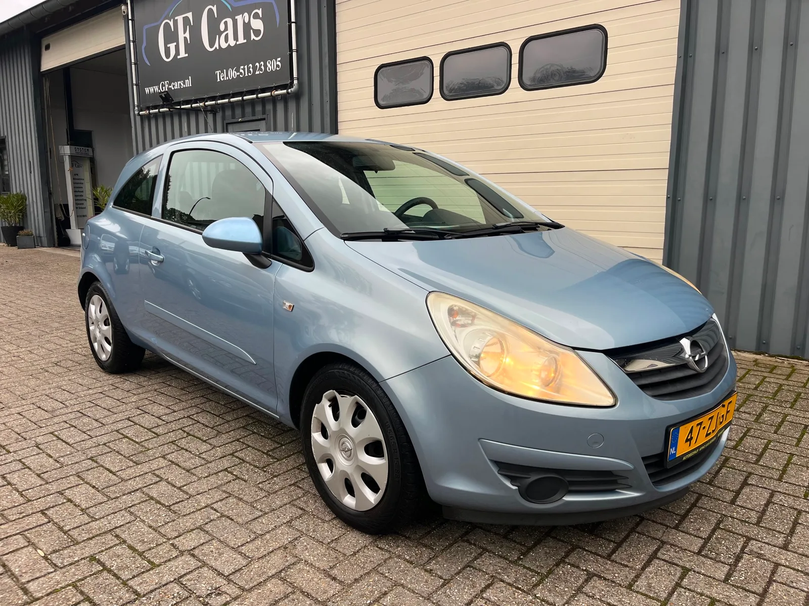 Opel Corsa (2008) — foto 1