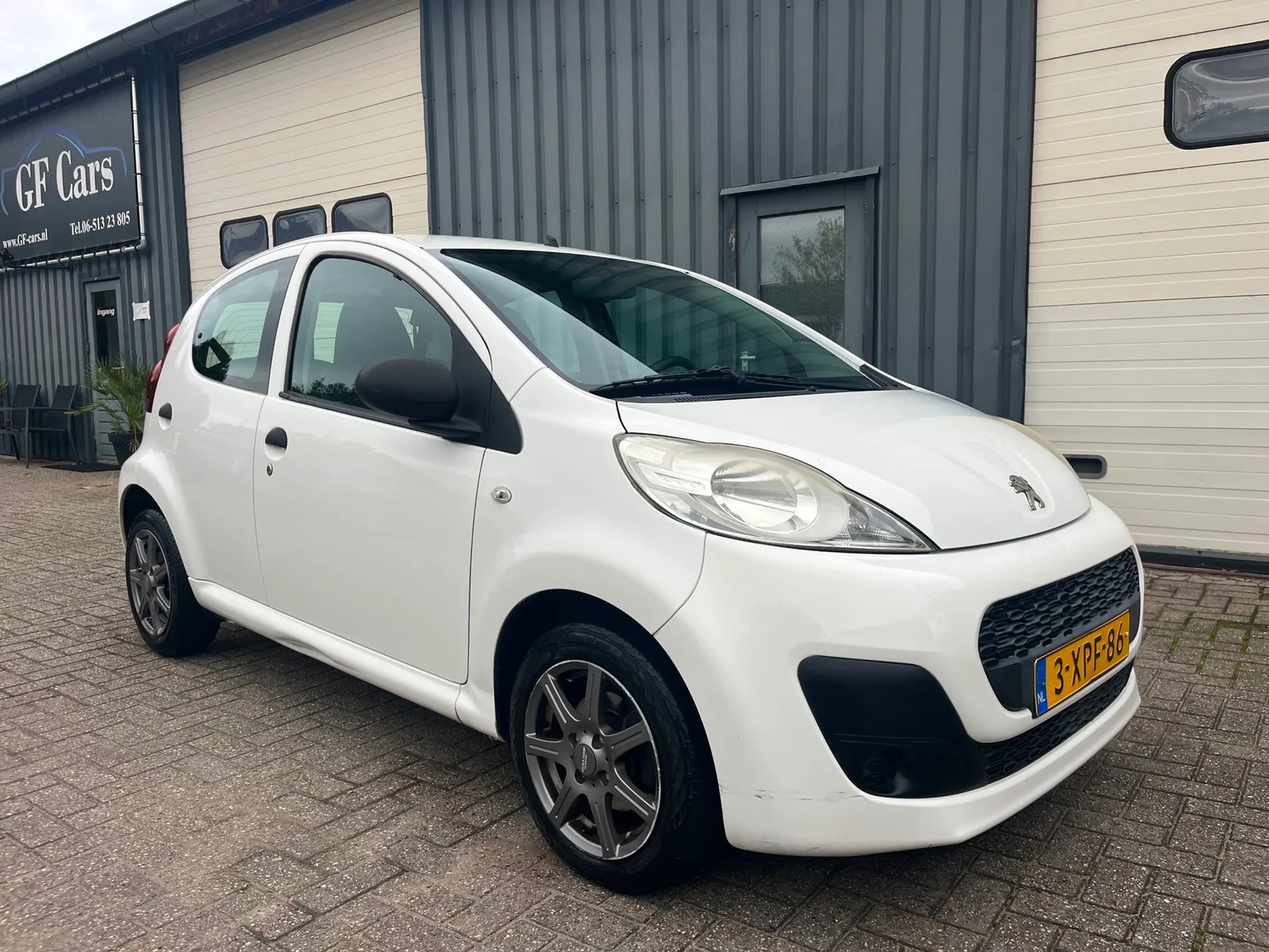 Peugeot 107 (2014) — foto 1