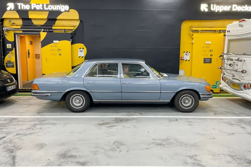 Mercedes-Benz 200-Serie (1973)