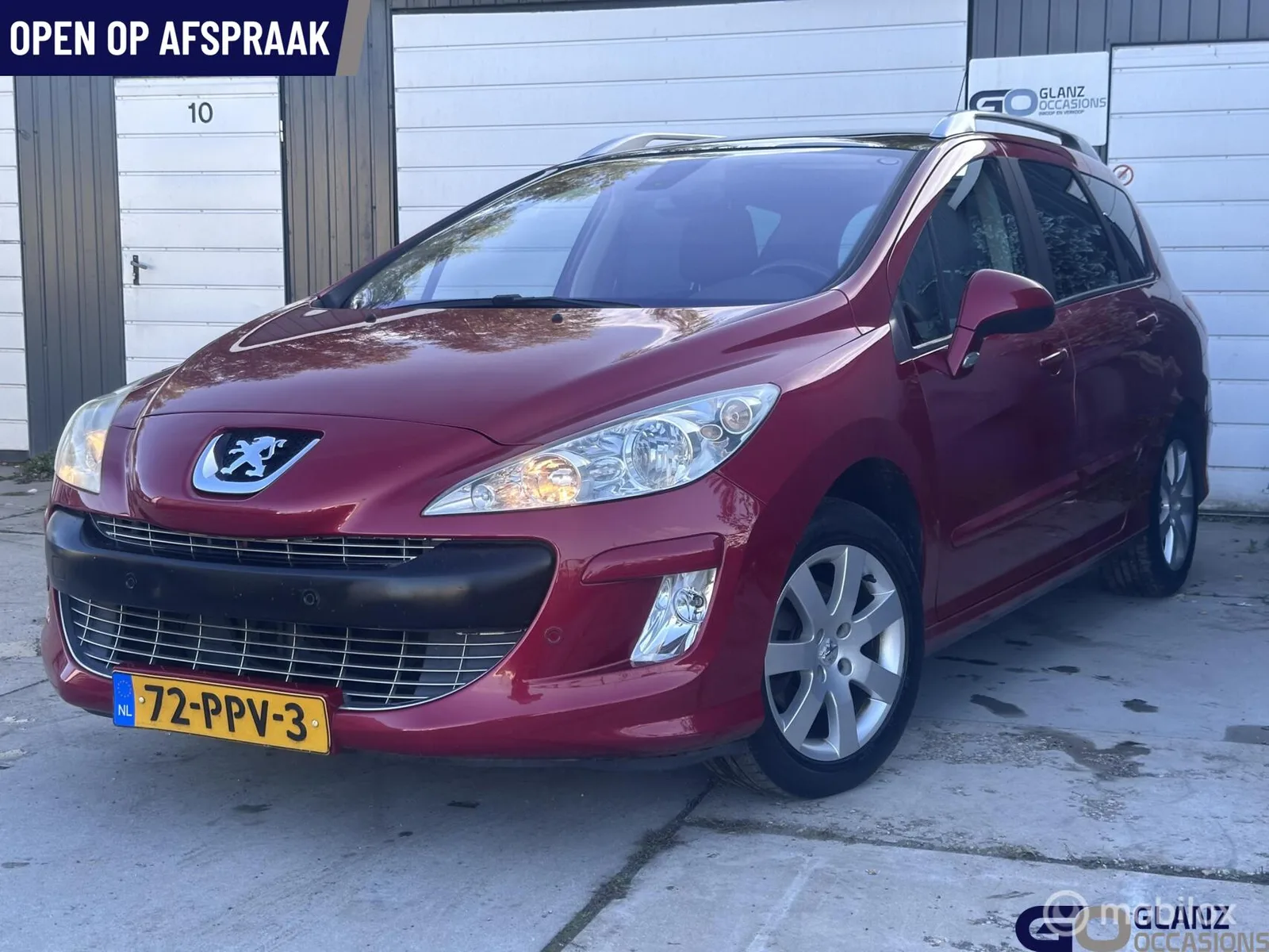 Peugeot 308 (2011) — foto 1