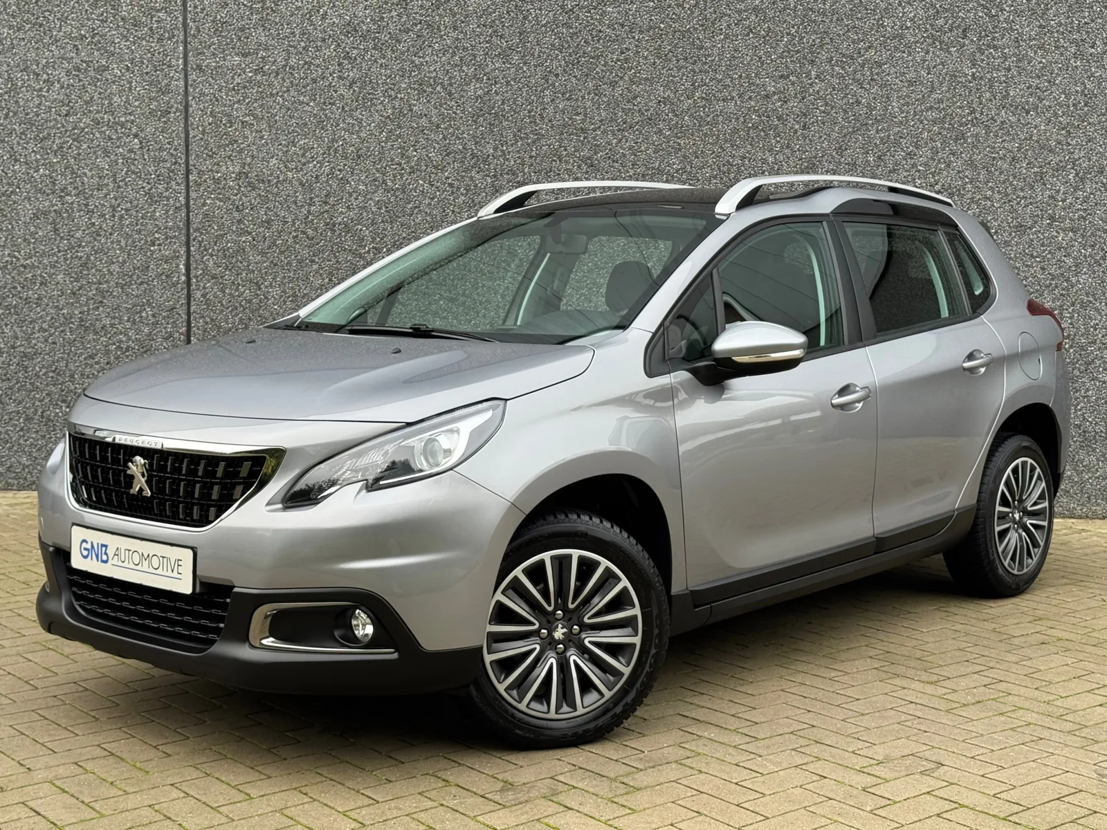 Peugeot 2008 (2017) — foto 1