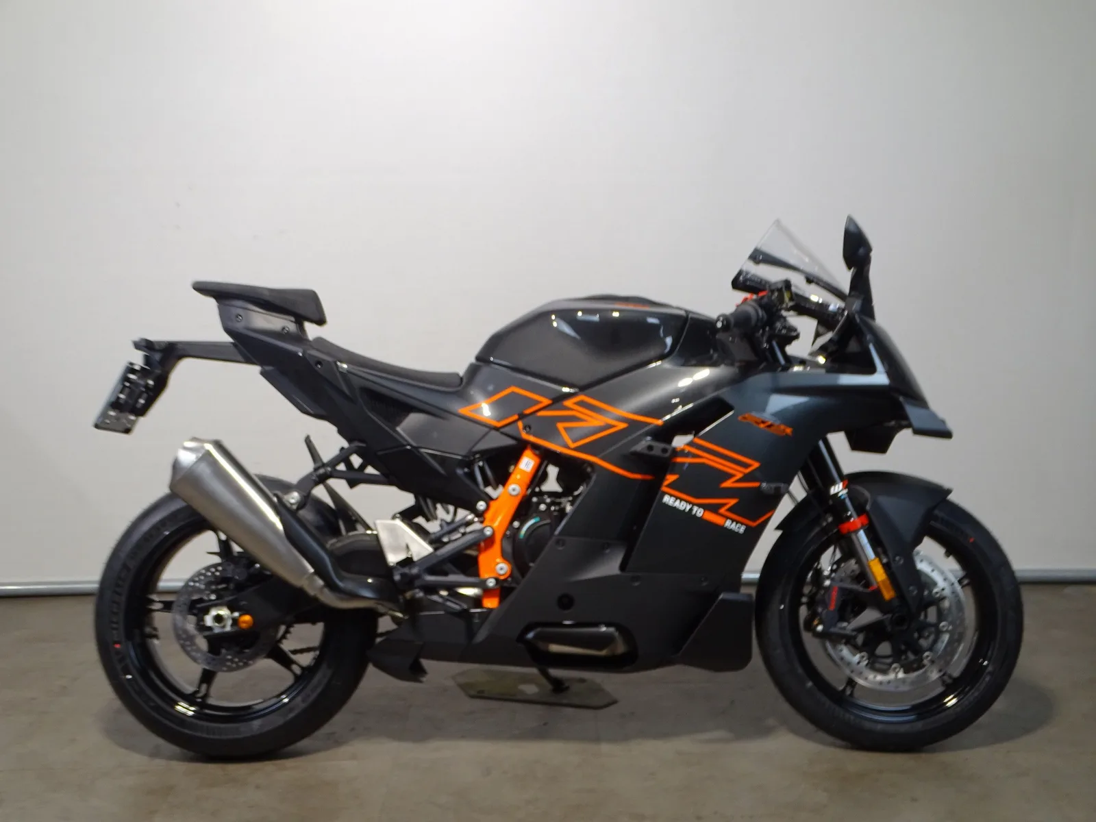 KTM 990 RC R (2026) — foto 1