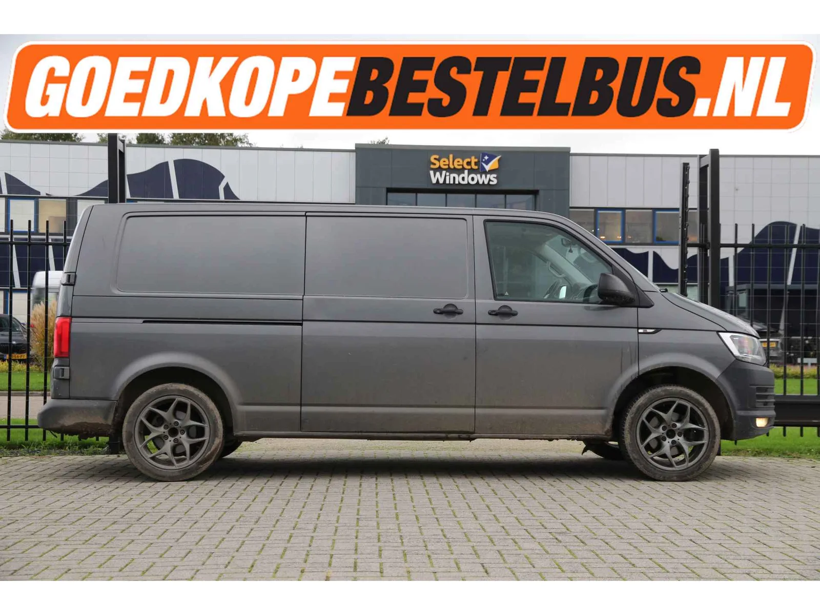 Volkswagen Transporter (2018) — foto 1