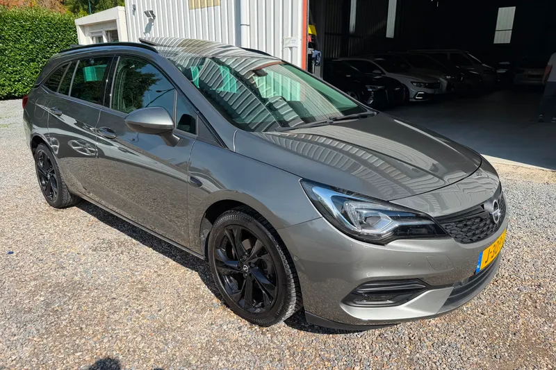 Opel Astra (2020)