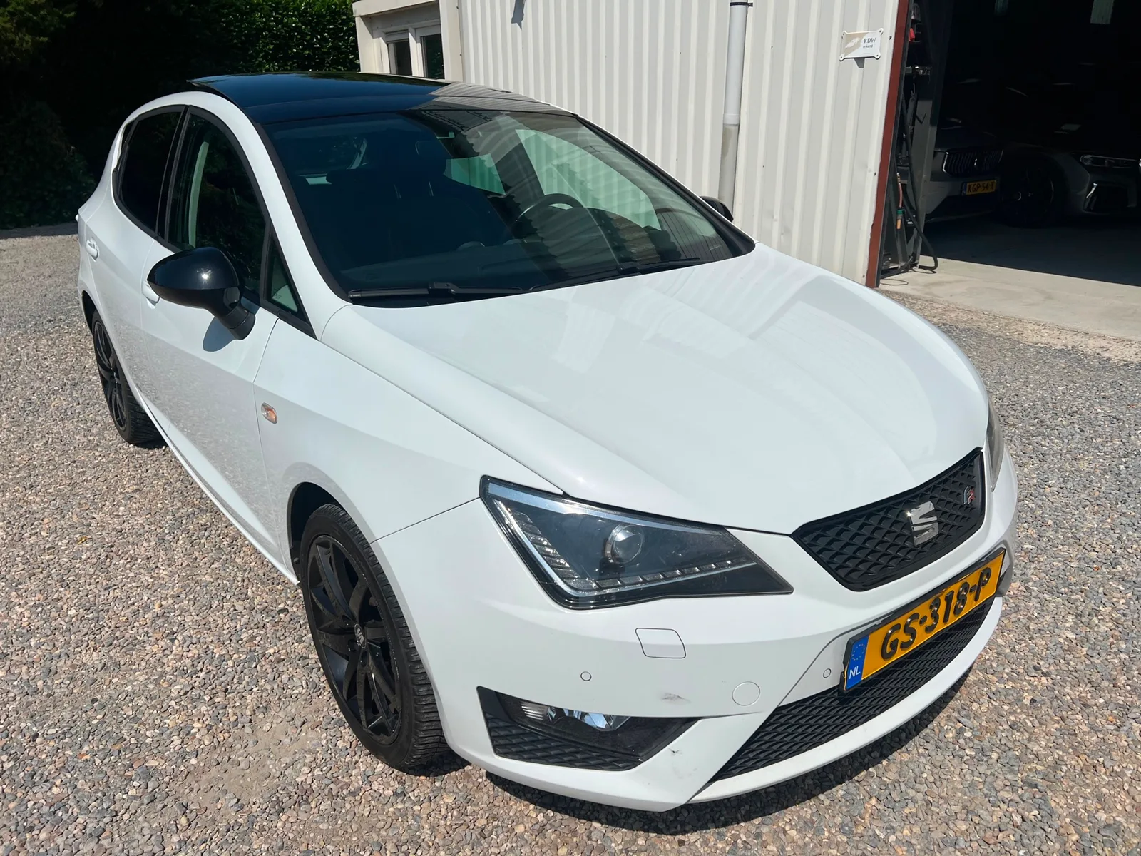 SEAT Ibiza (2015) — foto 1