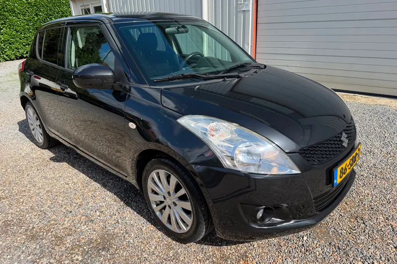Suzuki Swift (2011)