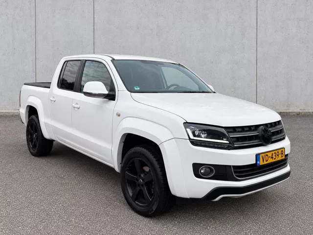 Volkswagen Amarok (2013) — foto 1