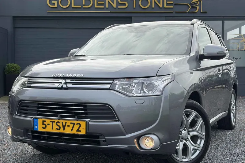 Mitsubishi Outlander (2014)