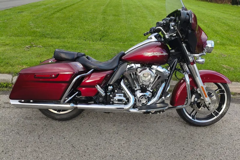 Harley-Davidson Street Glide (2014)