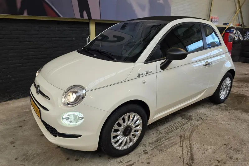 Fiat 500C (2023)