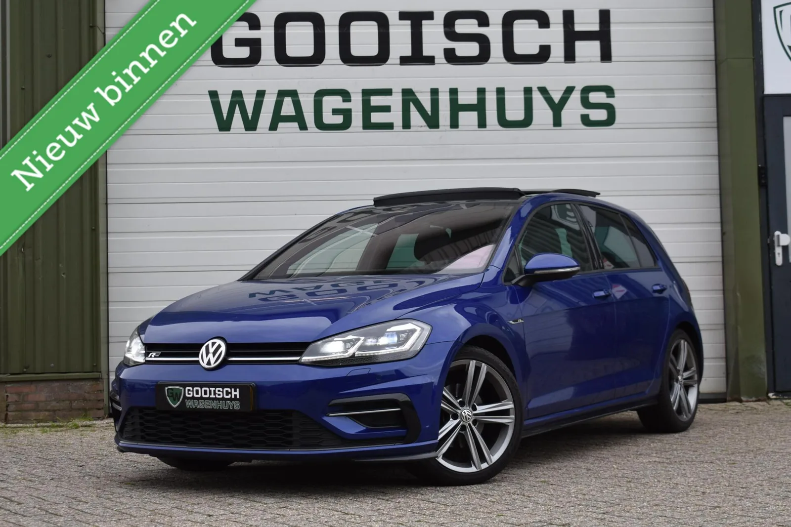 Volkswagen Golf (2019) — foto 1