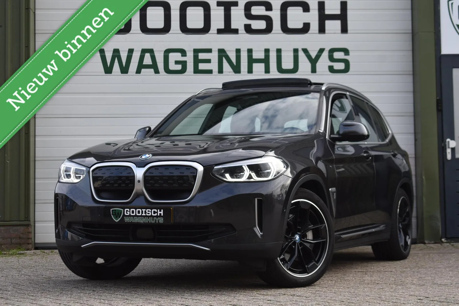 BMW iX3 (2021) — foto 1