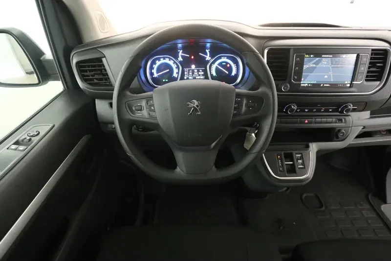 Peugeot e-Expert (2022)