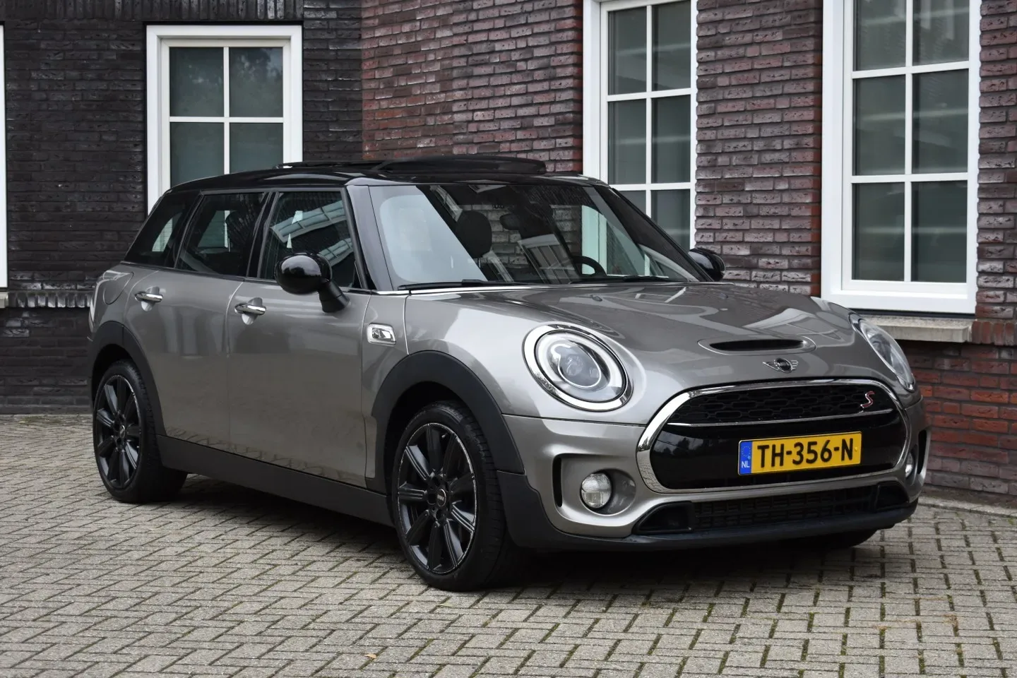MINI Clubman (2016) — foto 1