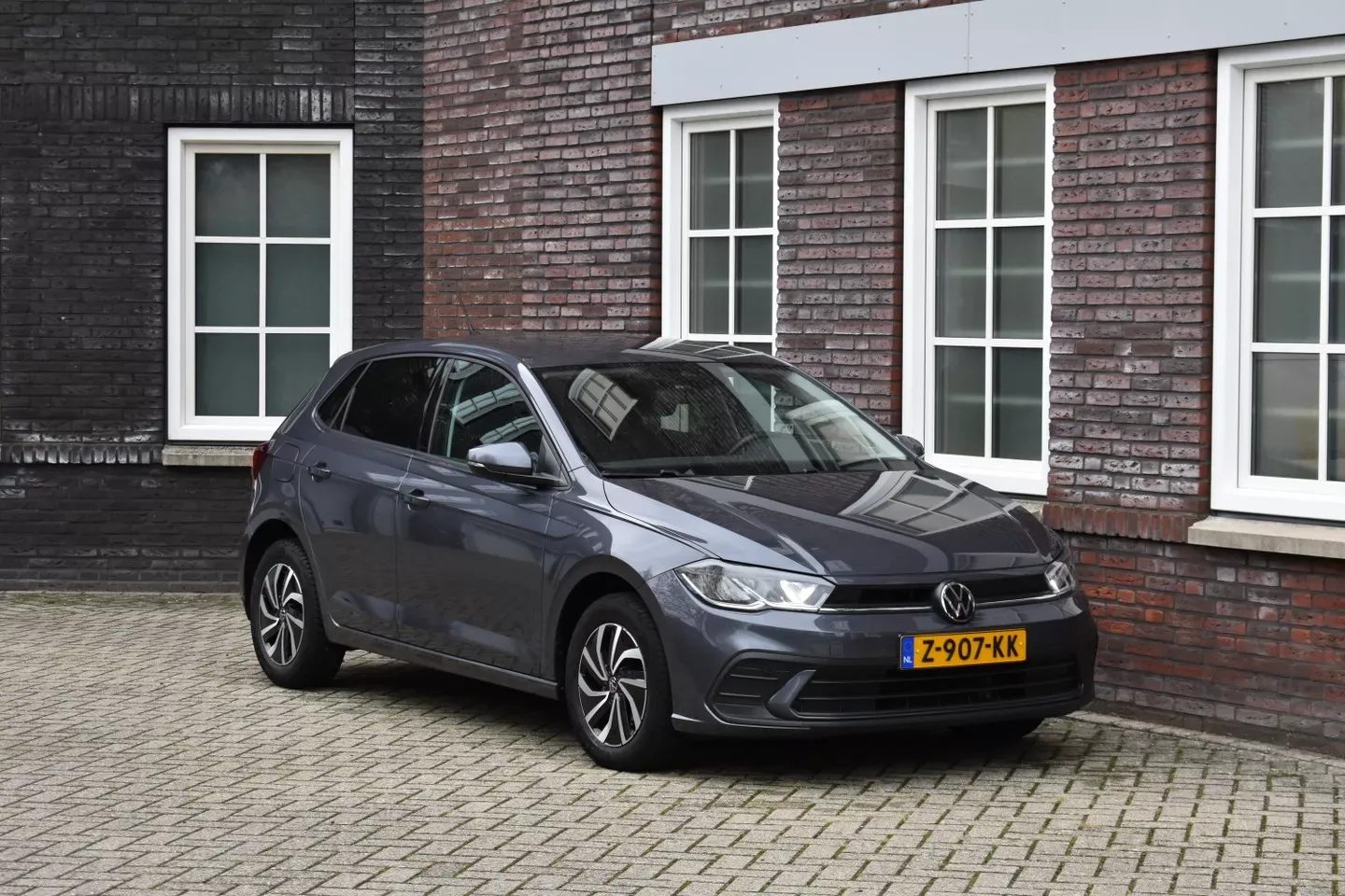 Volkswagen Polo (2024) — foto 1