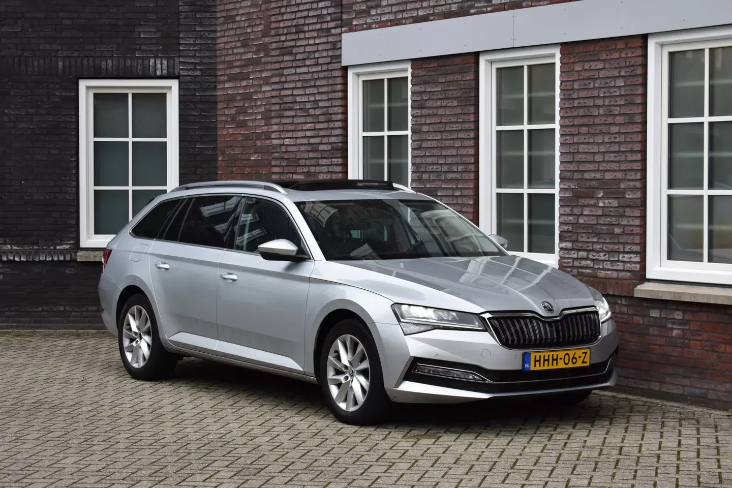 Škoda Superb (2024) — foto 1