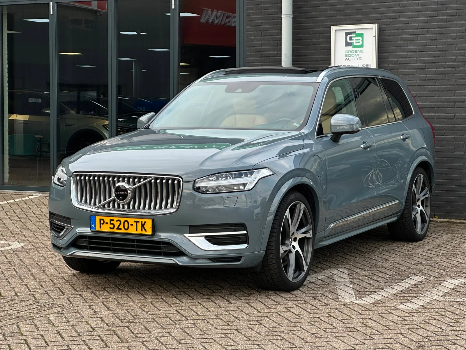 Volvo XC90 (2022) — foto 1
