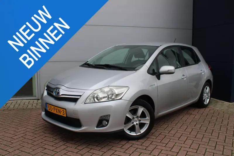 Toyota Auris (2011)