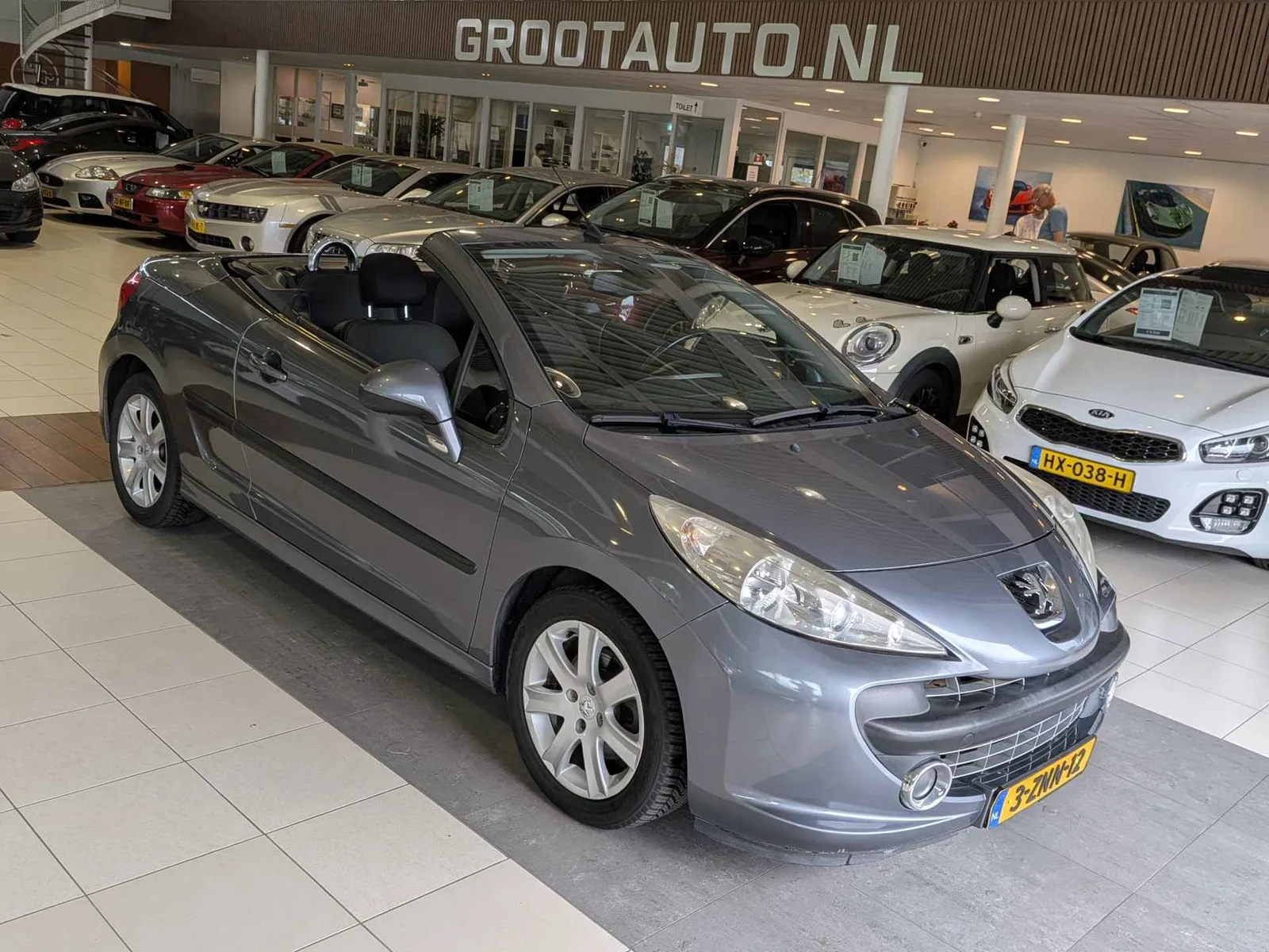 Peugeot 207 (2008) — foto 1