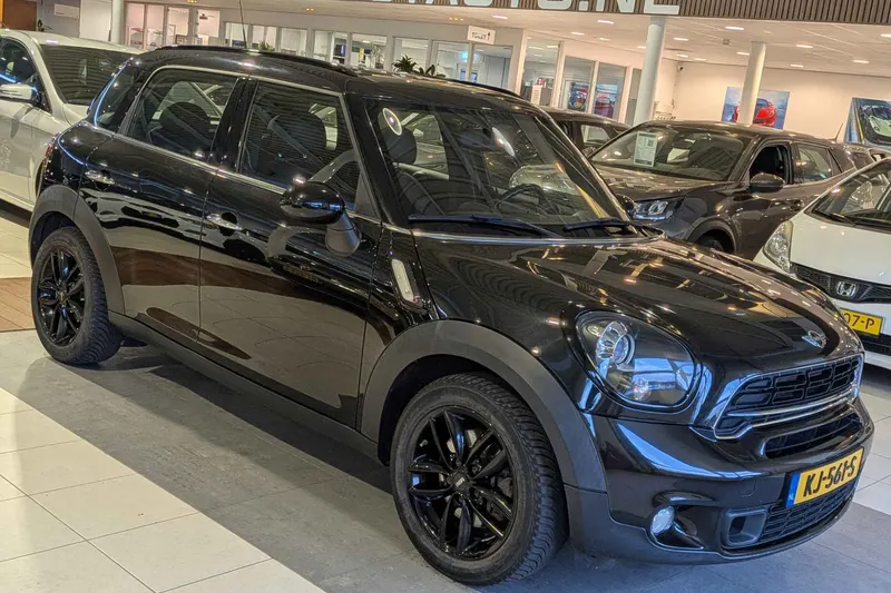 MINI Countryman (2016)