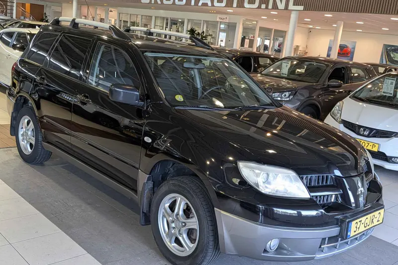 Mitsubishi Outlander (2008)