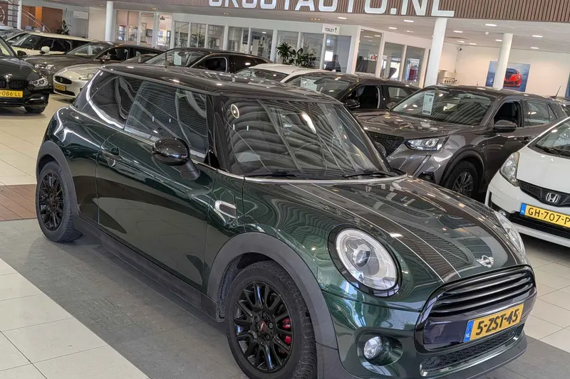 MINI Cooper (2015)