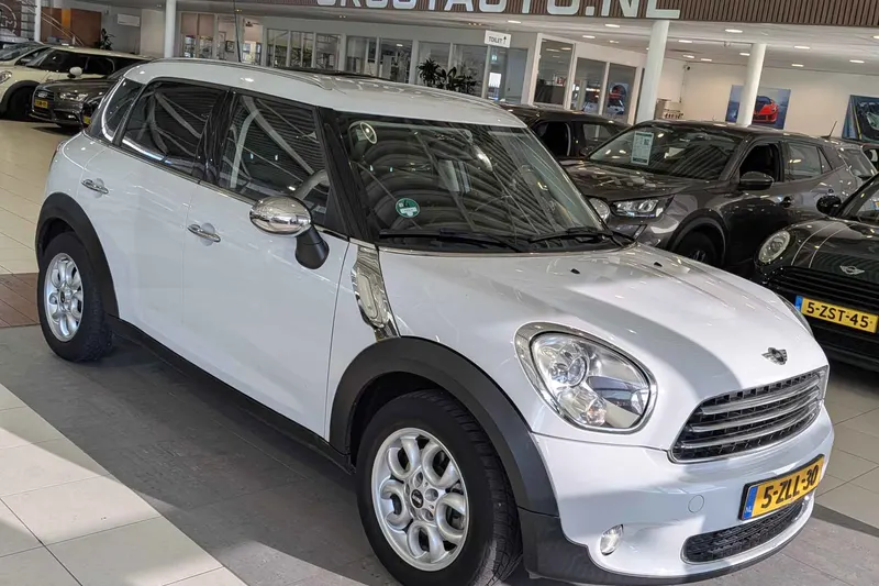 MINI Countryman (2011)
