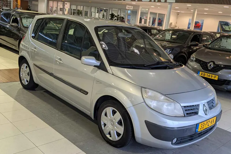 Renault Scénic (2005)