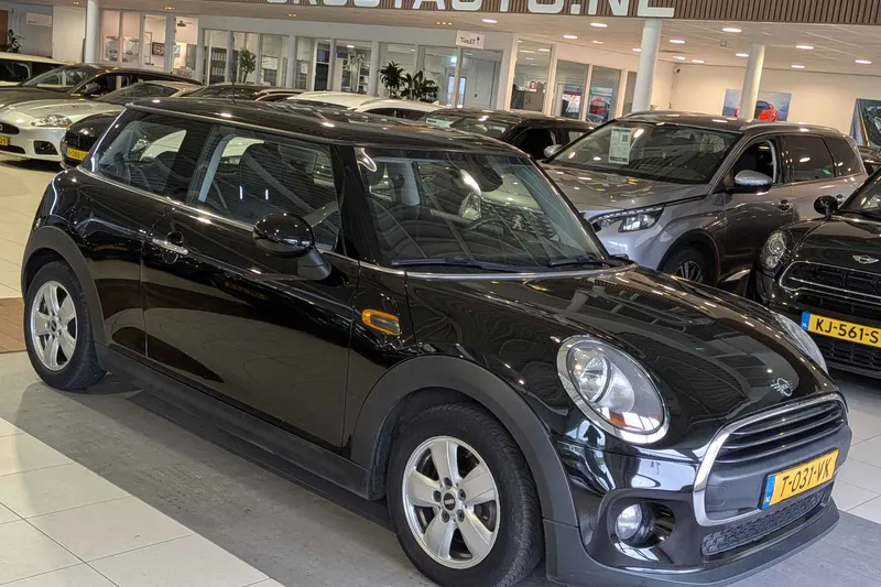 MINI Cooper (2018)