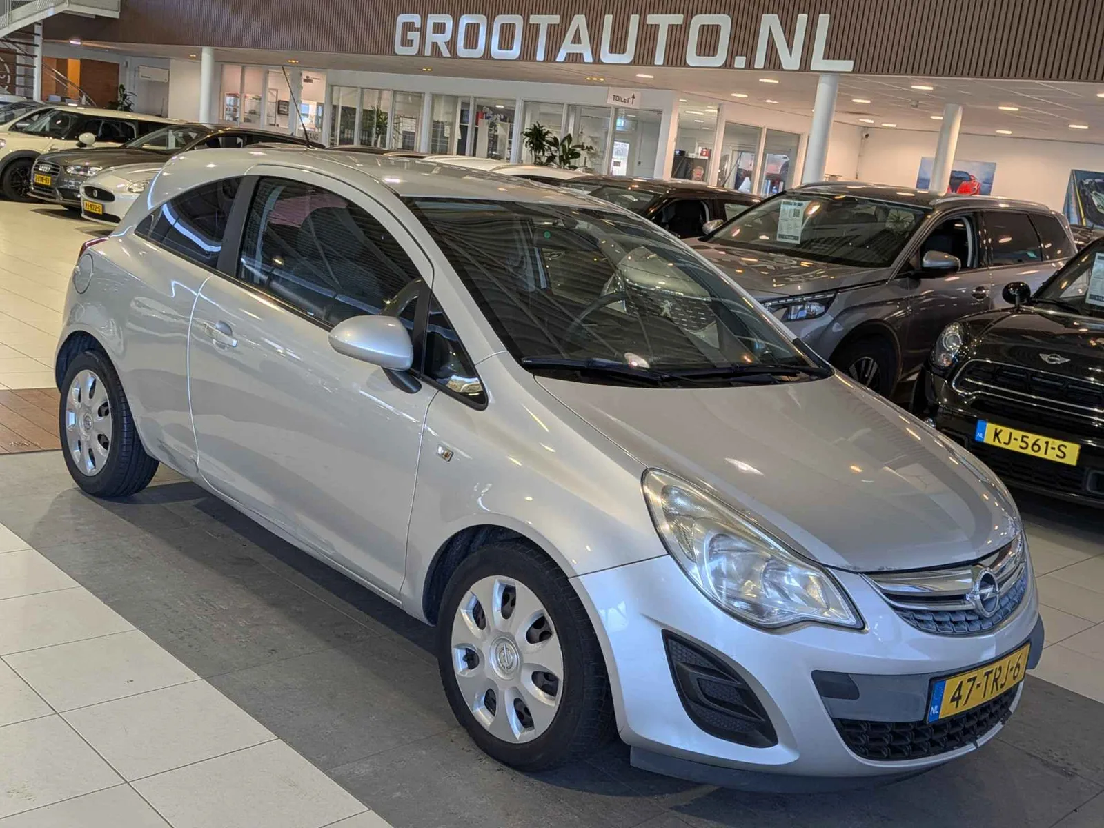 Opel Corsa (2012) — foto 1