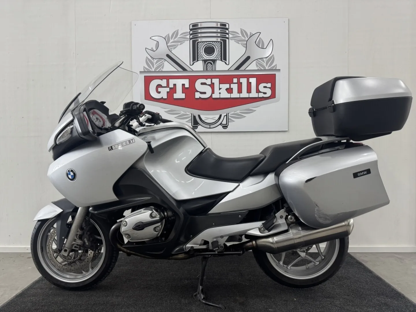 BMW R 1200 RT (2009) — foto 1