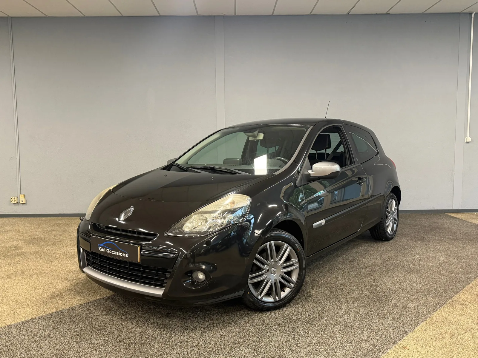 Renault Clio (2010) — foto 1