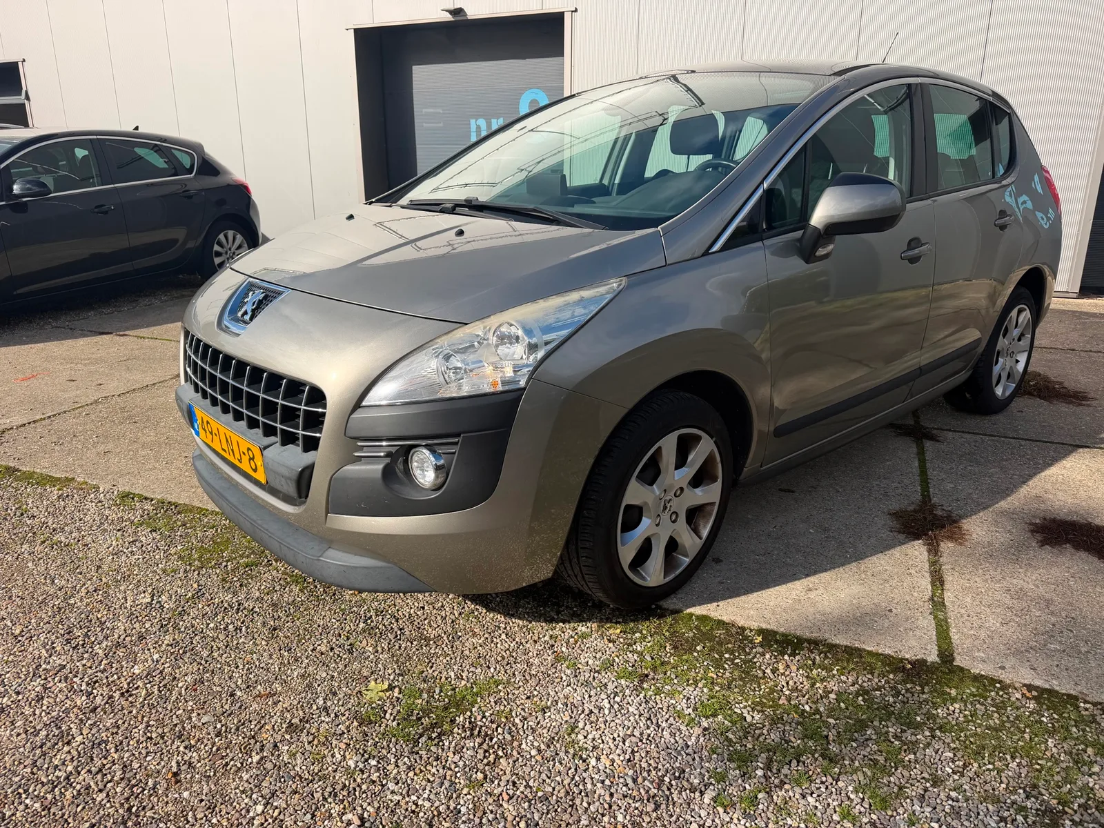Peugeot 3008 (2010) — foto 1