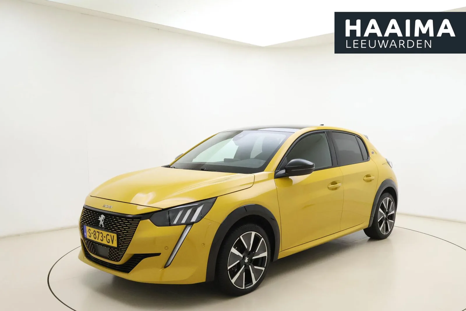 Peugeot e-208 (2022) — foto 1