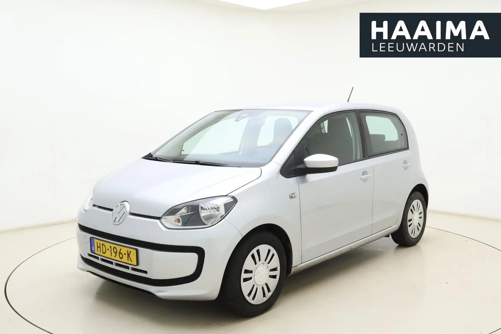 Volkswagen Up! (2015) — foto 1