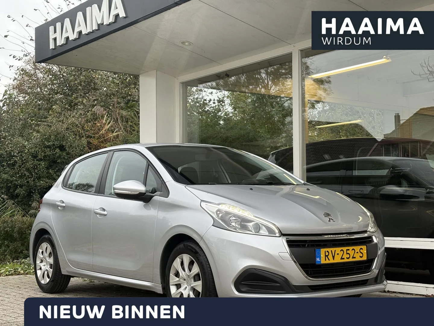 Peugeot 208 (2018) — foto 1