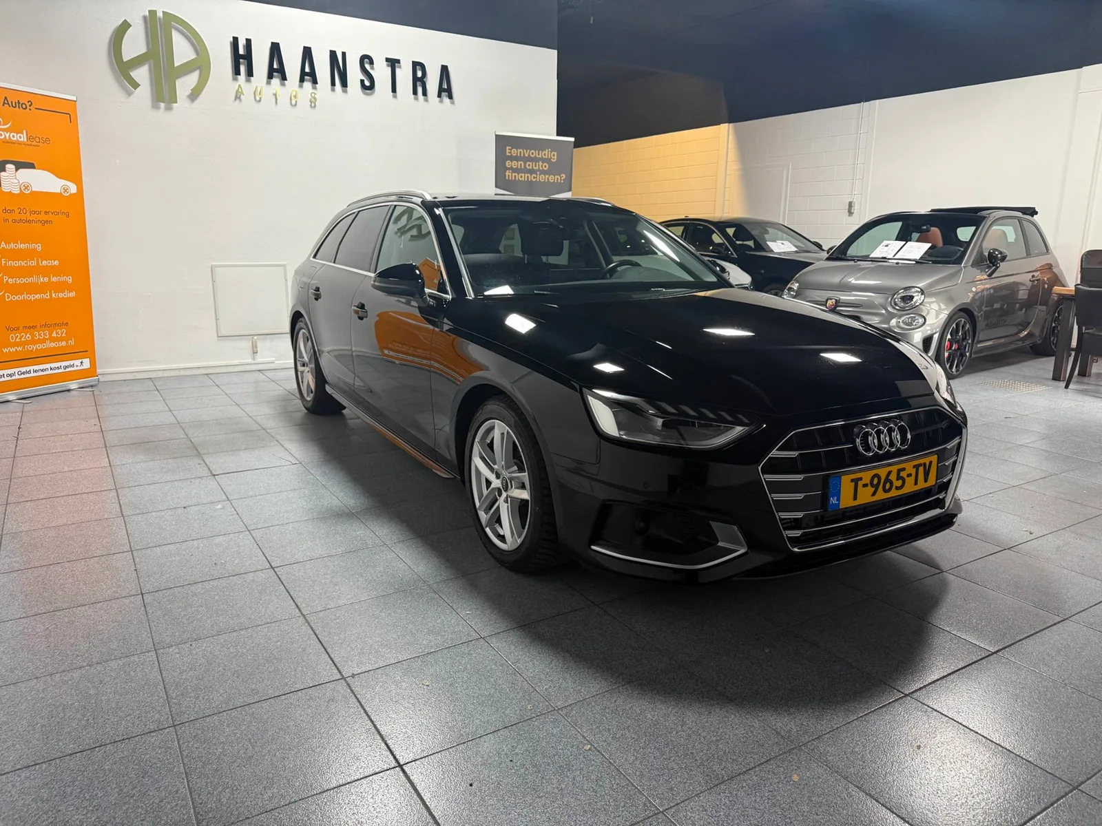 Audi A4 (2023) — foto 1