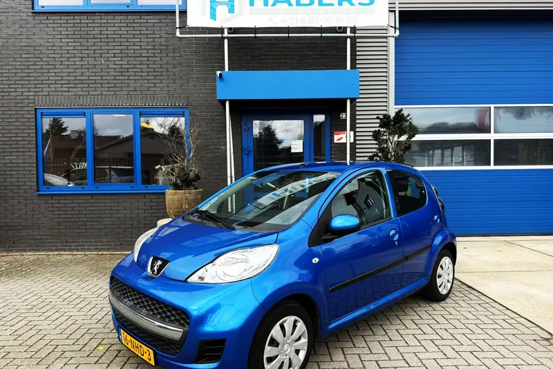 Peugeot 107 (2010)