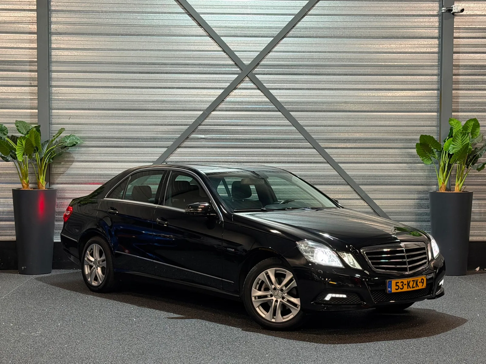 Mercedes-Benz E-Klasse (2010) — foto 1
