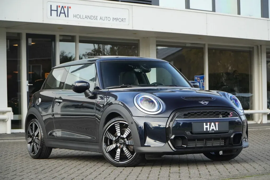MINI Cooper S (2022) — foto 1